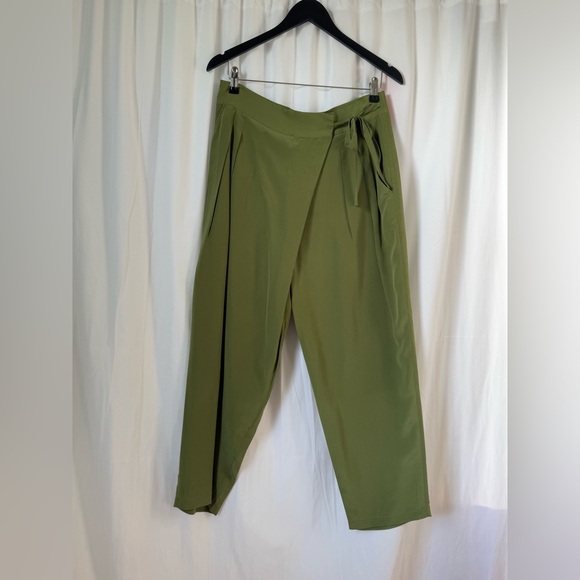 Joie silk pants. Size 12 - Picture 3 of 12